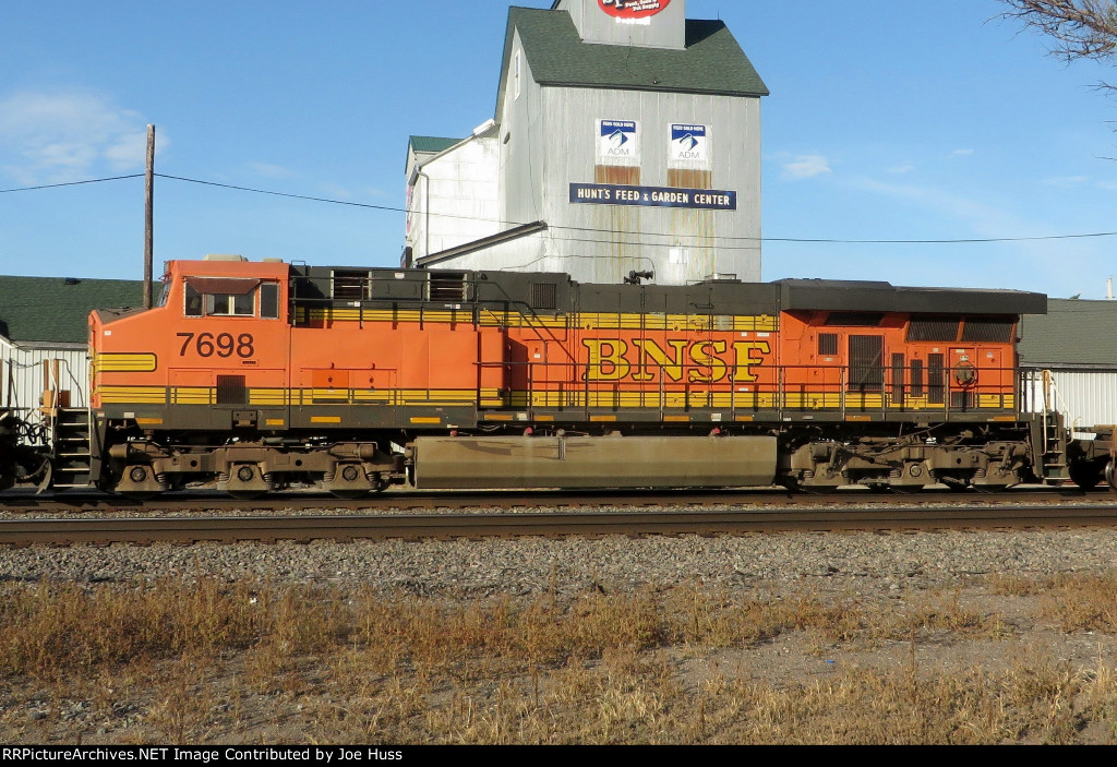 BNSF 7698